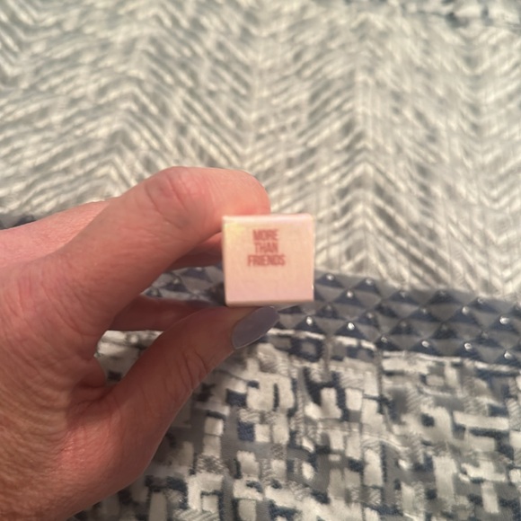 Jeffree Star Supreme Gloss MORE THAN FRIENDS new in box - Picture 5 of 5